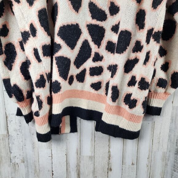 Mod Animal Print Cardigan Sweater Size M/L - Picture 9 of 10